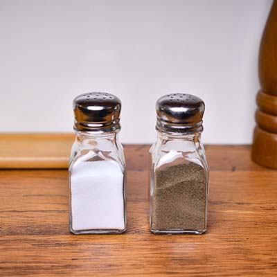 PASABAHCE Salt and pepper dispenser  100 ML