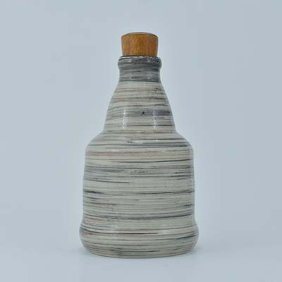 AART Handmade Terracotta Water bottle Cream With Wooden Cap