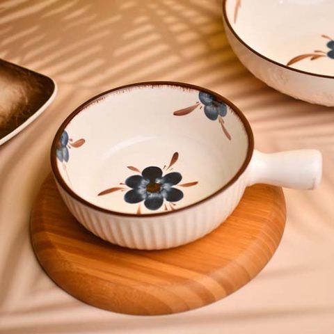 Dish with handle Blue flower print
