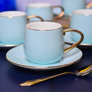 Cup and saucer Light blue