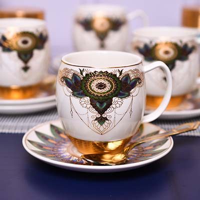 Cup and saucer Luxury design White+Gold