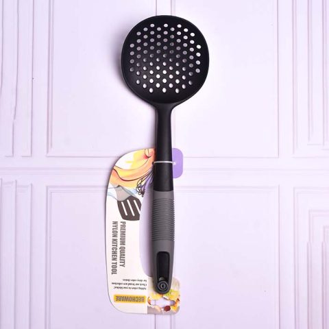 Nylon skimmer