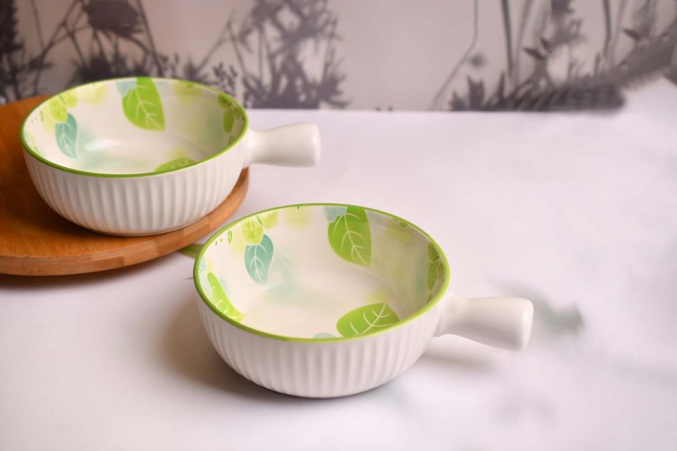 Ceramic Round serving dish with handle Green print - photo 3