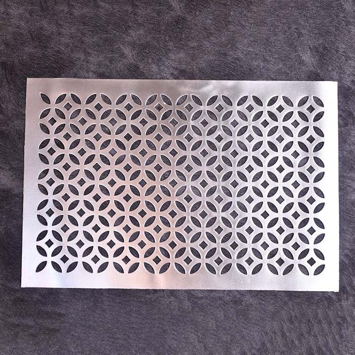 Designer Table mats PU Leather , Flower pattern , Silver (Set of - photo 2