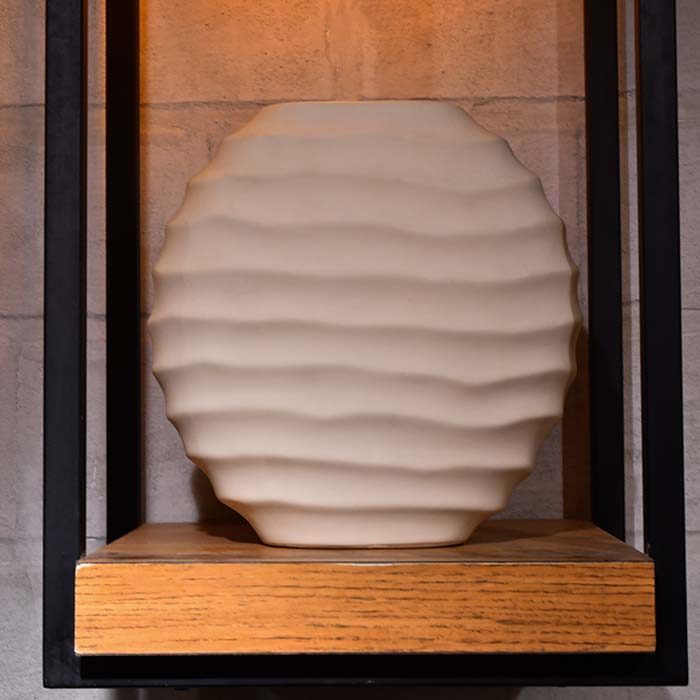 Flower vase ceramic Light Cream shade wide - photo 1